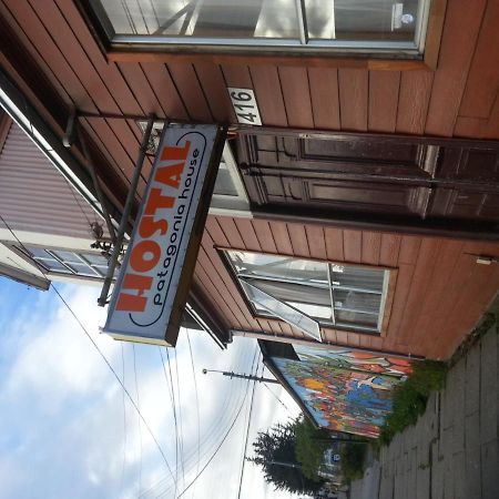 Patagonia House Hostel Punta Arenas Ngoại thất bức ảnh