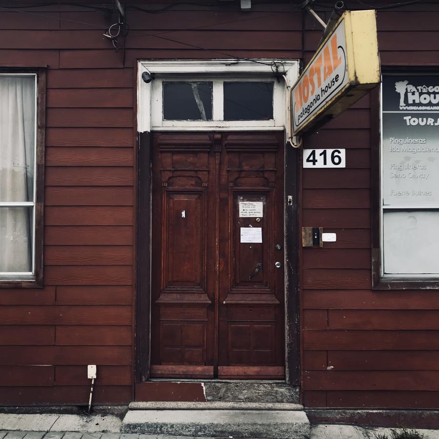 Patagonia House Hostel Punta Arenas Ngoại thất bức ảnh